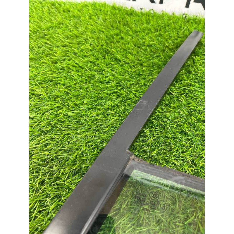 Форточка двери (кузов и элементы) Volkswagen Touareg NF 2013 3.0 TDI CRCA 7P0845113D