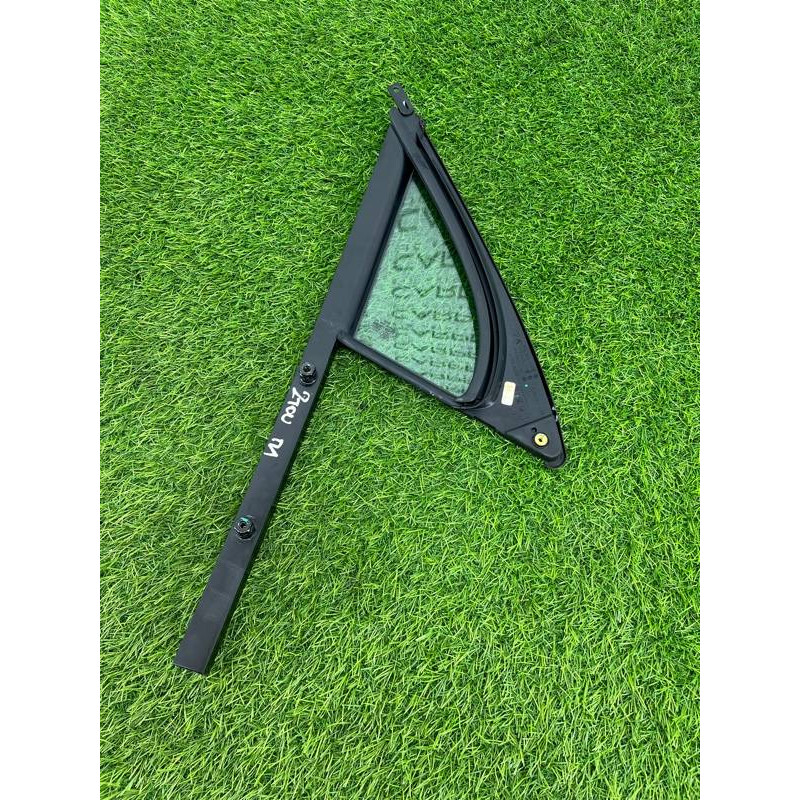 Форточка двери (кузов и элементы) Volkswagen Touareg NF 2013 3.0 TDI CRCA 7P0845113D