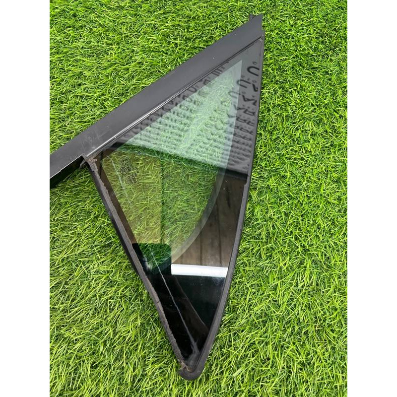 Форточка двери (кузов и элементы) Volkswagen Touareg NF 2013 3.0 TDI CRCA 7P0845114D