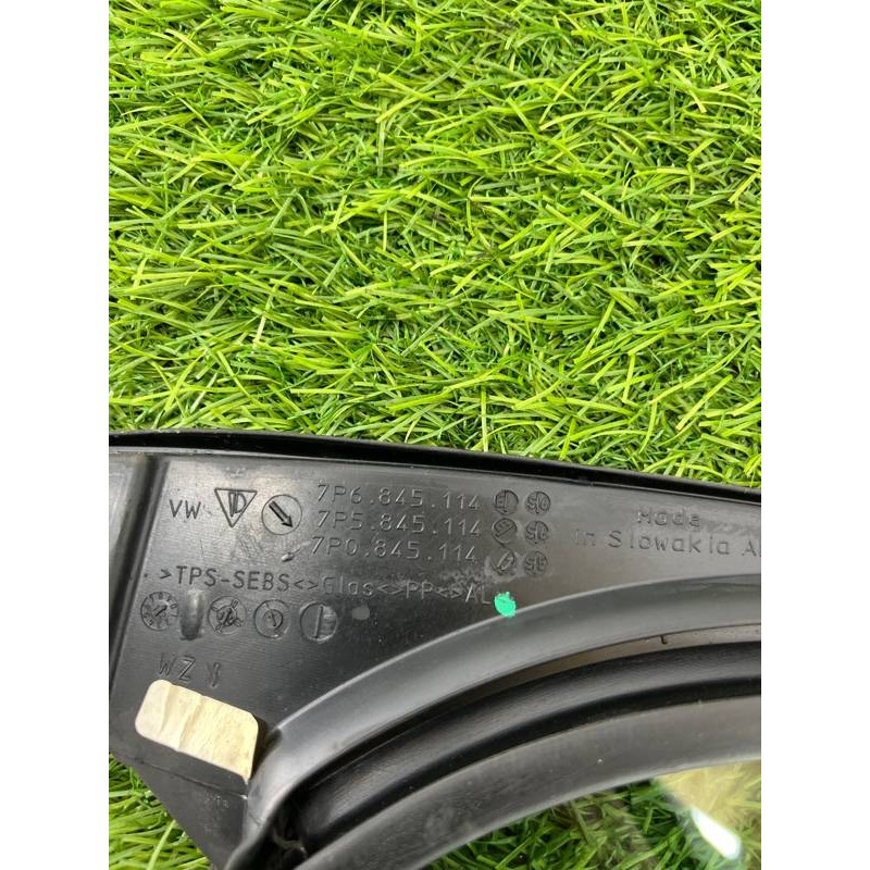 Форточка двери (кузов и элементы) Volkswagen Touareg NF 2013 3.0 TDI CRCA 7P0845114D