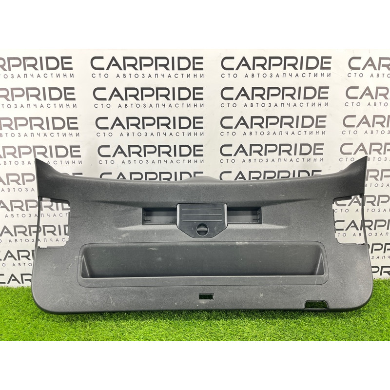 Обшивка крышки багажника (салон) Volkswagen Touareg NF 2013 3.0 TDI CRCA 7P6867601B82V