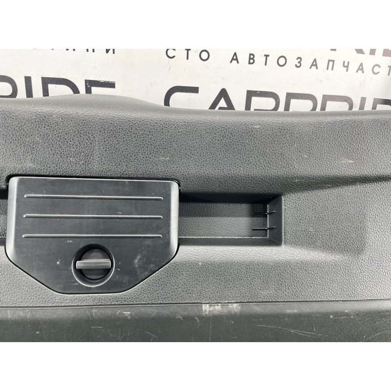 Обшивка крышки багажника (салон) Volkswagen Touareg NF 2013 3.0 TDI CRCA 7P6867601B82V