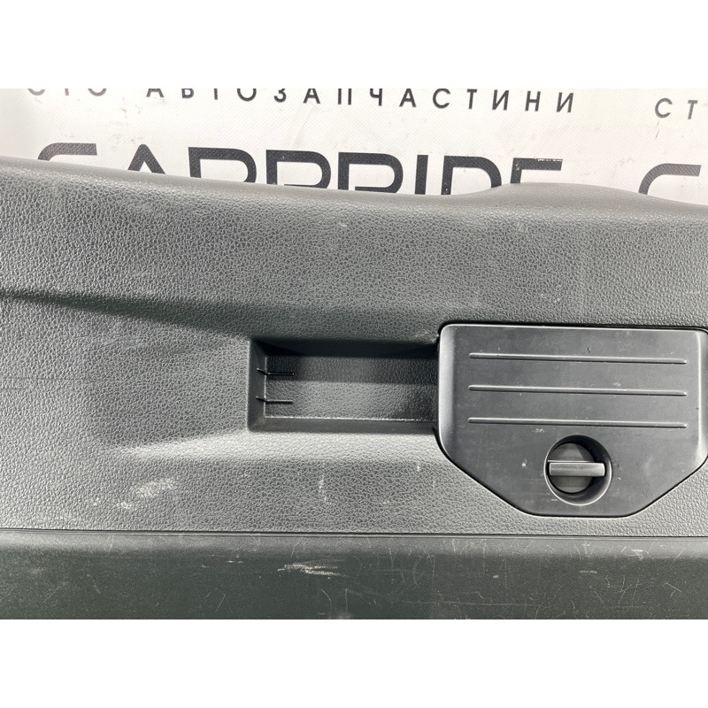 Обшивка крышки багажника (салон) Volkswagen Touareg NF 2013 3.0 TDI CRCA 7P6867601B82V