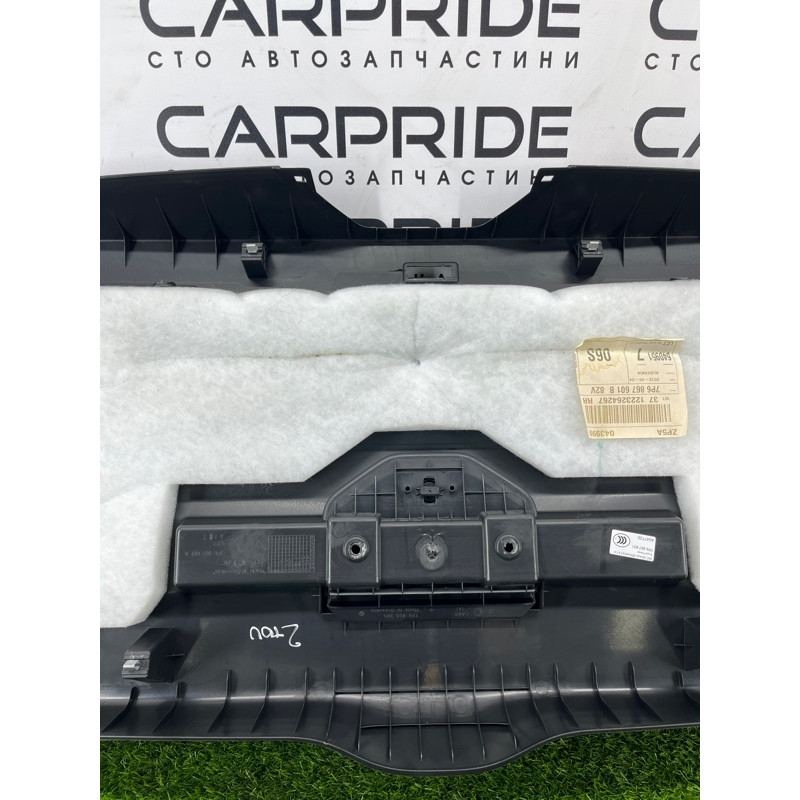 Обшивка крышки багажника (салон) Volkswagen Touareg NF 2013 3.0 TDI CRCA 7P6867601B82V