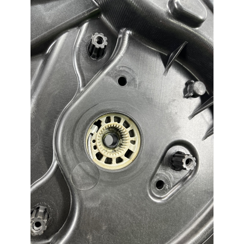 Механизм стеклоподъемника (кузов и элементы) Volkswagen Touareg NF 2013 3.0 TDI CRCA 7P6839462A