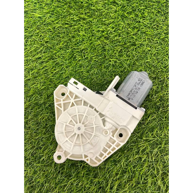 Мотор стеклоподъемника (электрика) Volkswagen Touareg NF 2013 3.0 TDI CRCA 8K0959811A