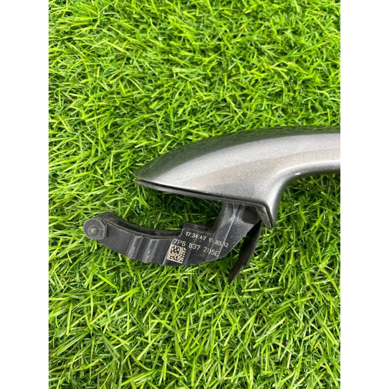 Ручка двери внешняя (кузов и элементы) Volkswagen Touareg NF 2013 3.0 TDI CRCA 7P6837205EGRU