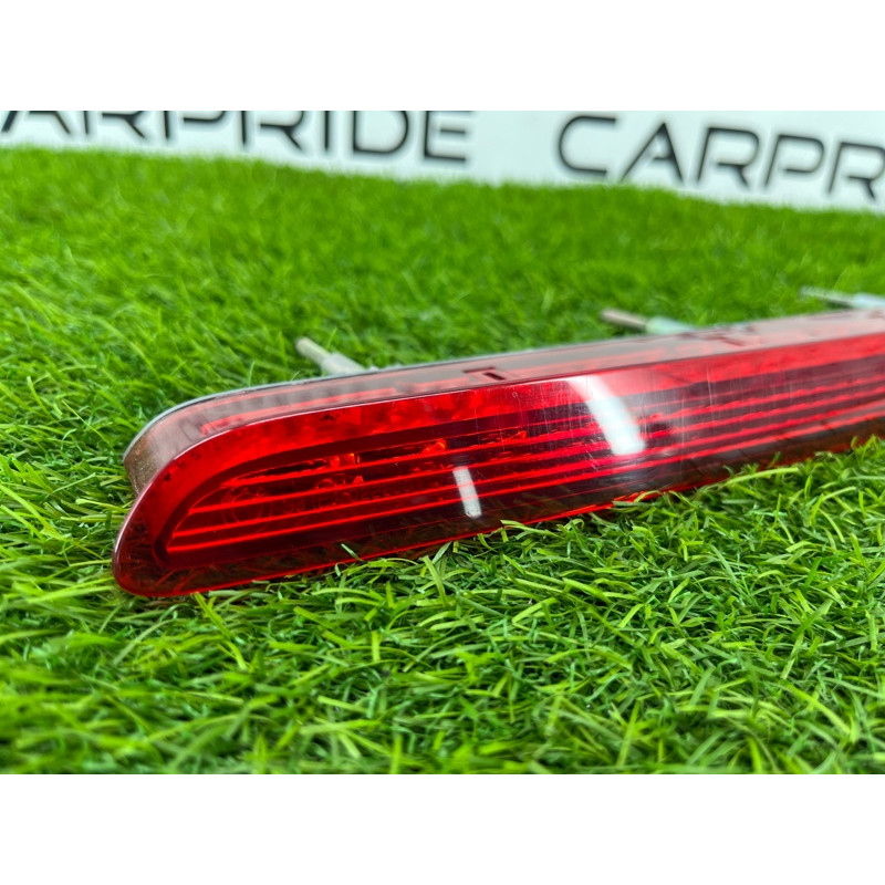 Повторювач стоп-сигналу (оптика - оптика) BMW 3-series E93 2010 3.0 N52 63257162309