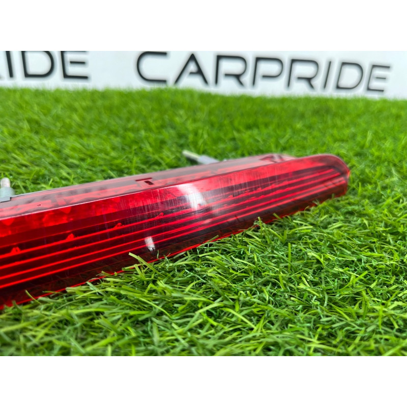 Повторювач стоп-сигналу (оптика - оптика) BMW 3-series E93 2010 3.0 N52 63257162309