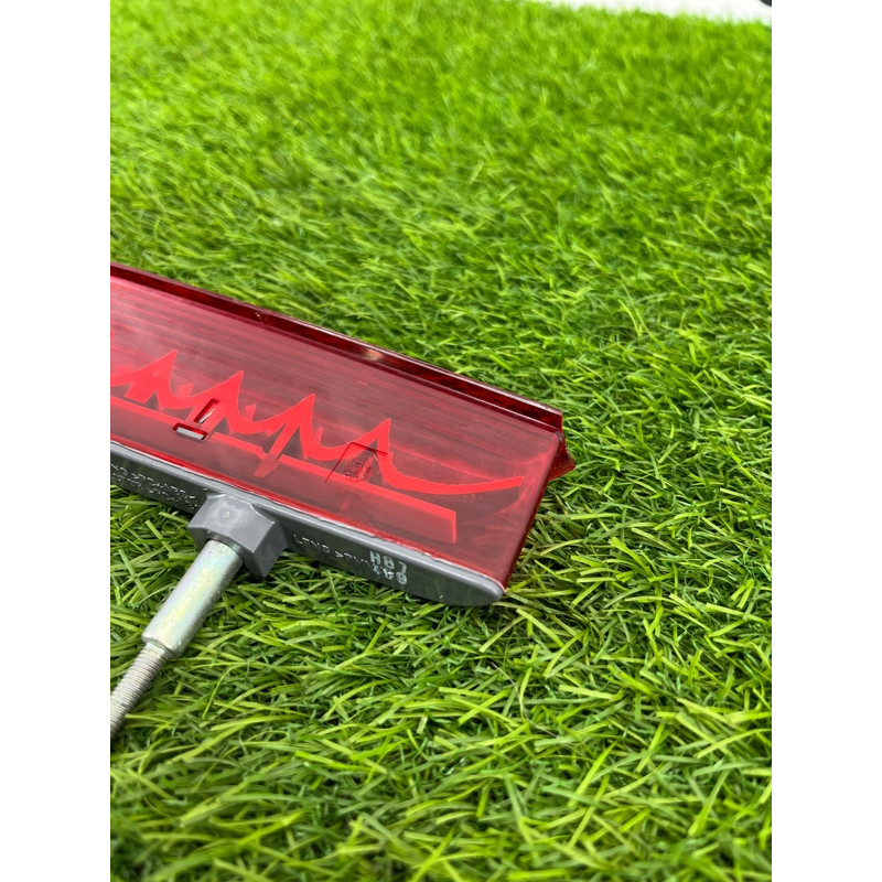 Повторювач стоп-сигналу (оптика - оптика) BMW 3-series E93 2010 3.0 N52 63257162309