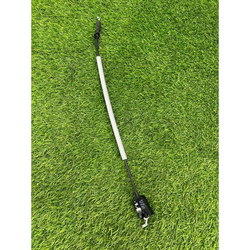 Трос замка двери (кузов и элементы) Volkswagen Touareg NF 2013 3.0 TDI CRCA 5N0837017D