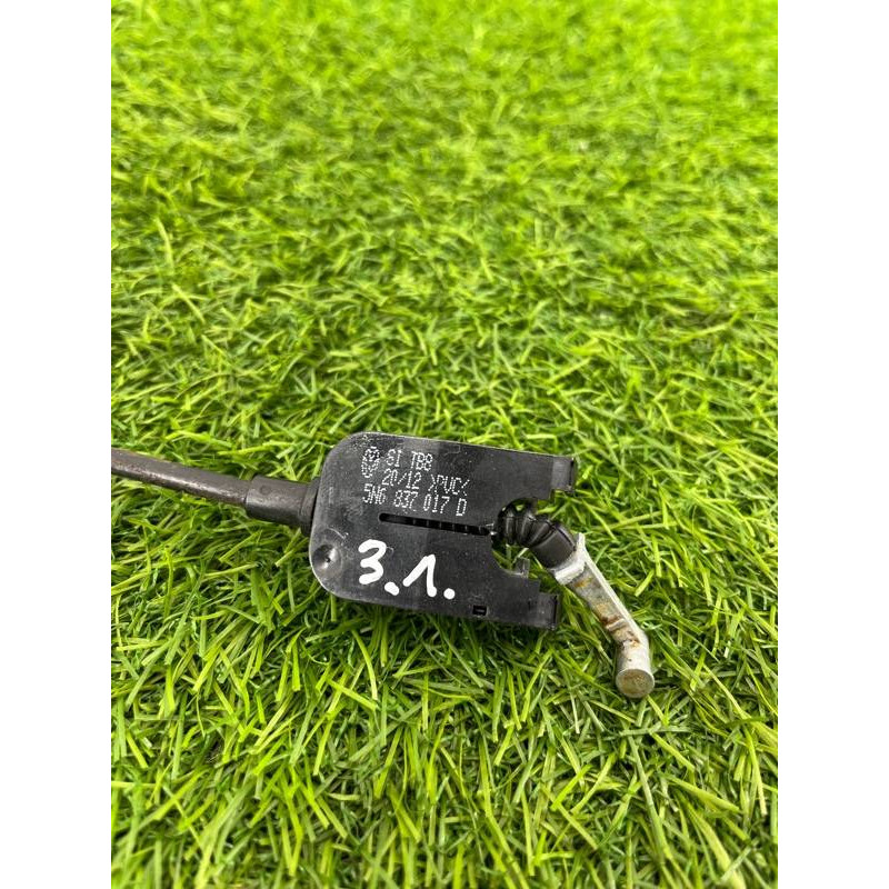 Трос замка двери (кузов и элементы) Volkswagen Touareg NF 2013 3.0 TDI CRCA 5N0837017D