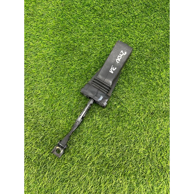 Ограничитель двери (кузов и элементы) Volkswagen Touareg NF 2013 3.0 TDI CRCA 7P0839249C