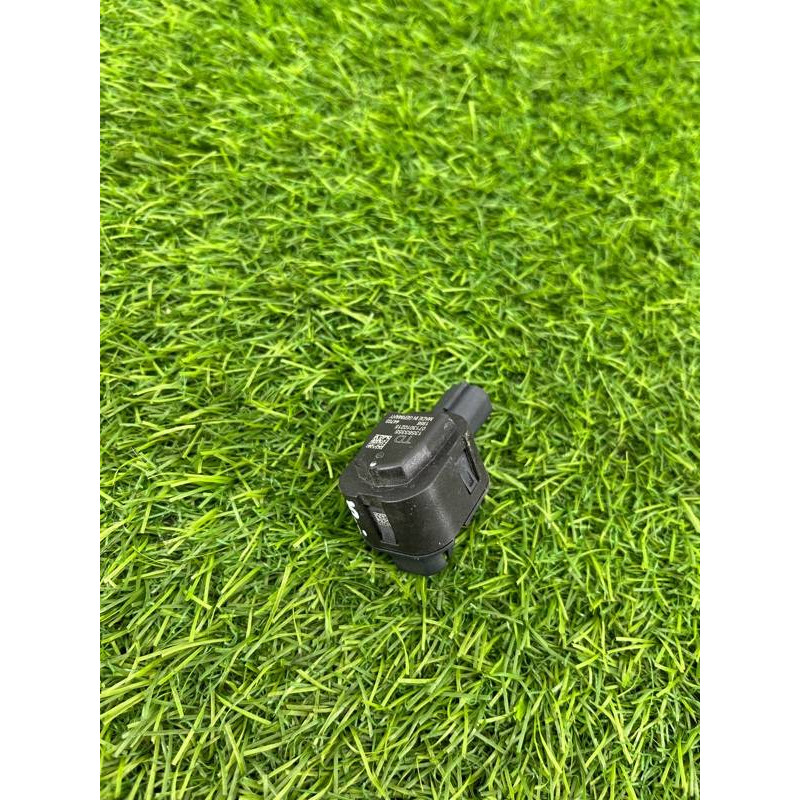 Датчик удара (электрика / датчики) Cadillac Xt5 1 2016 3.6 13583355