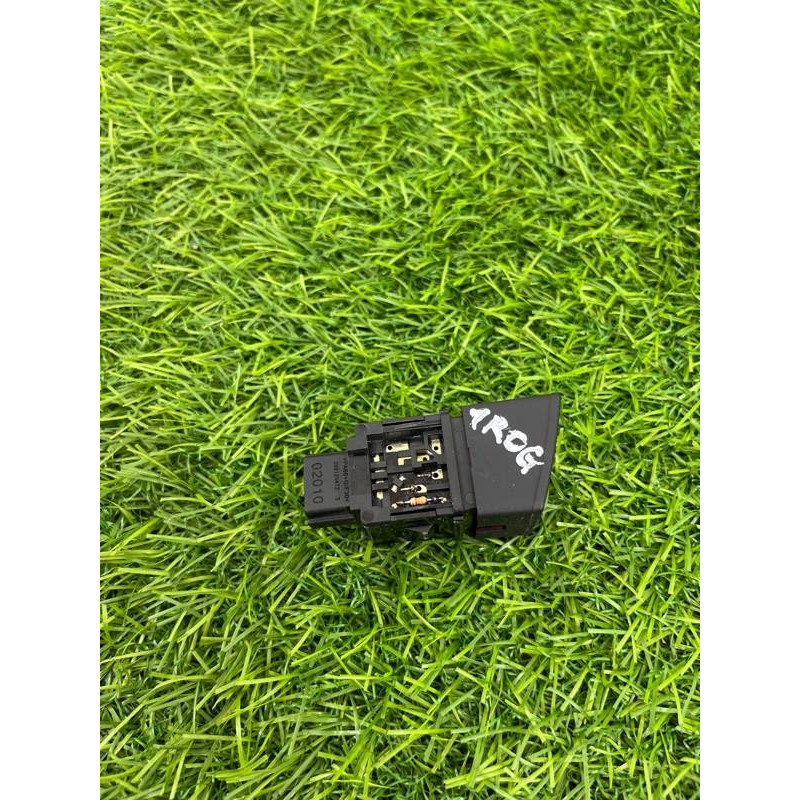 Кнопка аварийной сигнализации (электрика / кнопки) Nissan Rogue T32 2020 2.5 252904BA0A