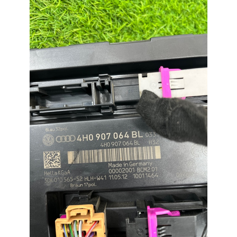 Блок комфорта (электрика / блоки управления) Volkswagen Touareg NF 2013 3.0 TDI CRCA 4H0907064BL