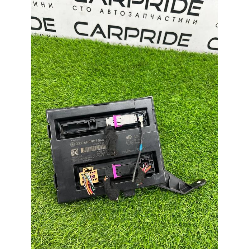 Блок комфорта (электрика / блоки управления) Volkswagen Touareg NF 2013 3.0 TDI CRCA 4H0907064BL