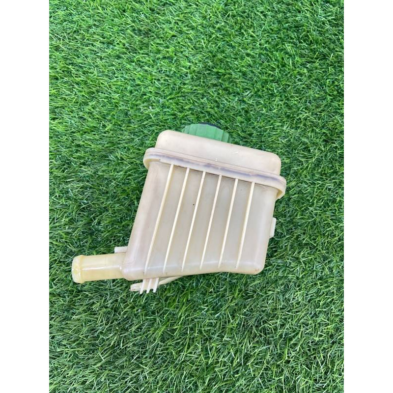 Бачок гидроусилителя (рулевое управление) Volkswagen Touareg NF 2013 3.0 TDI CRCA 7L6422371E