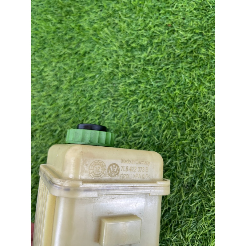 Бачок гидроусилителя (рулевое управление) Volkswagen Touareg NF 2013 3.0 TDI CRCA 7L6422371E