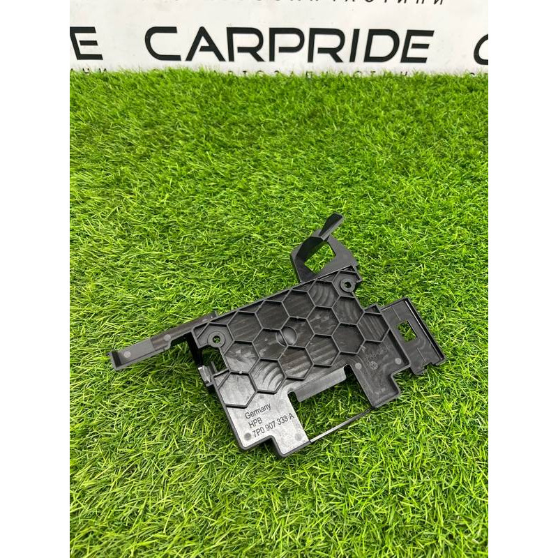 Кронштейн блока управления (кузов и элементы) Volkswagen Touareg NF 2013 3.0 TDI CRCA 7p0907333