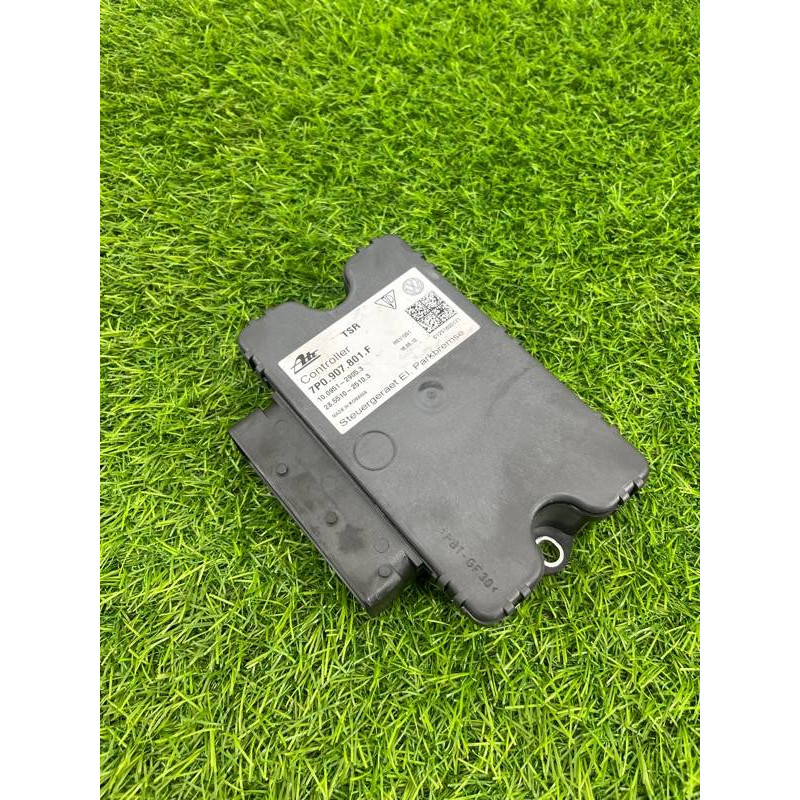 Блок управления стояночным тормозом (электрика / блоки управления) Volkswagen Touareg NF 2013 3.0 TDI CRCA 7P0907801F