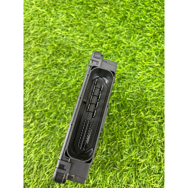 Блок управления стояночным тормозом (электрика / блоки управления) Volkswagen Touareg NF 2013 3.0 TDI CRCA 7P0907801F