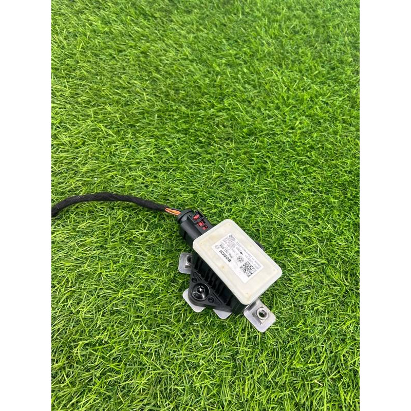 Датчик поперечного ускорения (ESP) (электрика / датчики) Volkswagen Touareg NF 2013 3.0 TDI CRCA 7p6907658