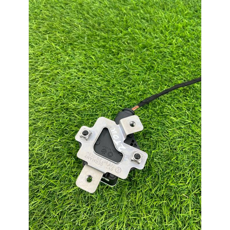 Датчик поперечного ускорения (ESP) (электрика / датчики) Volkswagen Touareg NF 2013 3.0 TDI CRCA 7p6907658