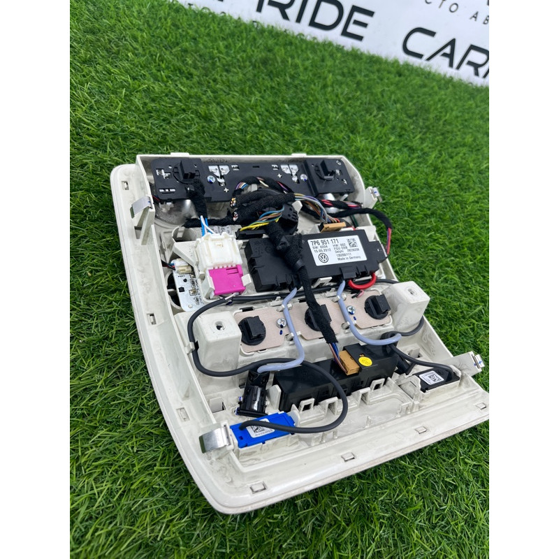 Плафон салона (салон) Volkswagen Touareg NF 2013 3.0 TDI CRCA 7P6947105J2EN