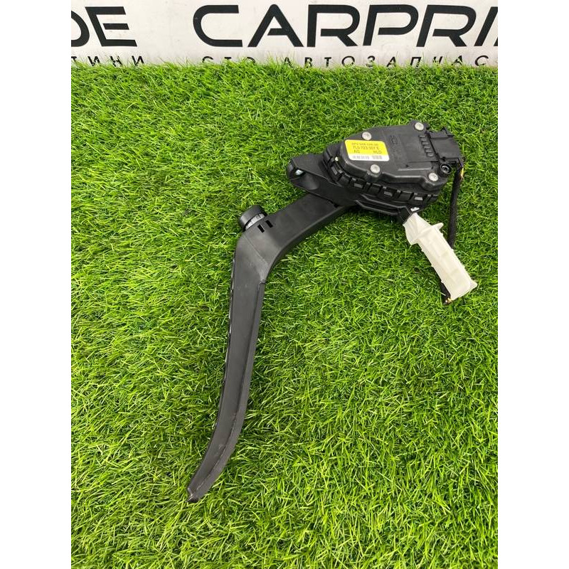 Педаль газа (электрика двигателя) Volkswagen Touareg NF 2013 3.0 TDI CRCA 7l0723507e