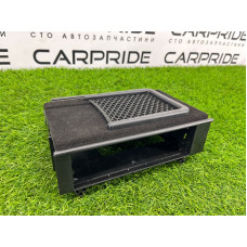 Кронштейн блока мультимедиа