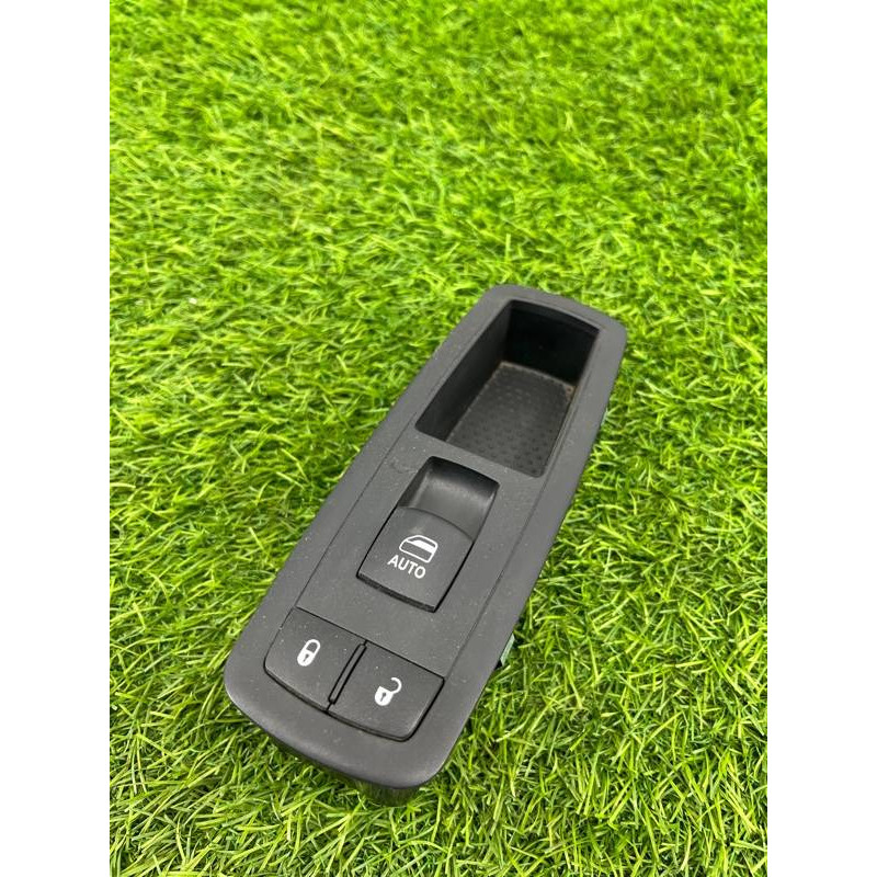 Кнопка стеклоподъемника (электрика / кнопки) Jeep Cherokee Trailhawk 2014 2.4 68141892aa