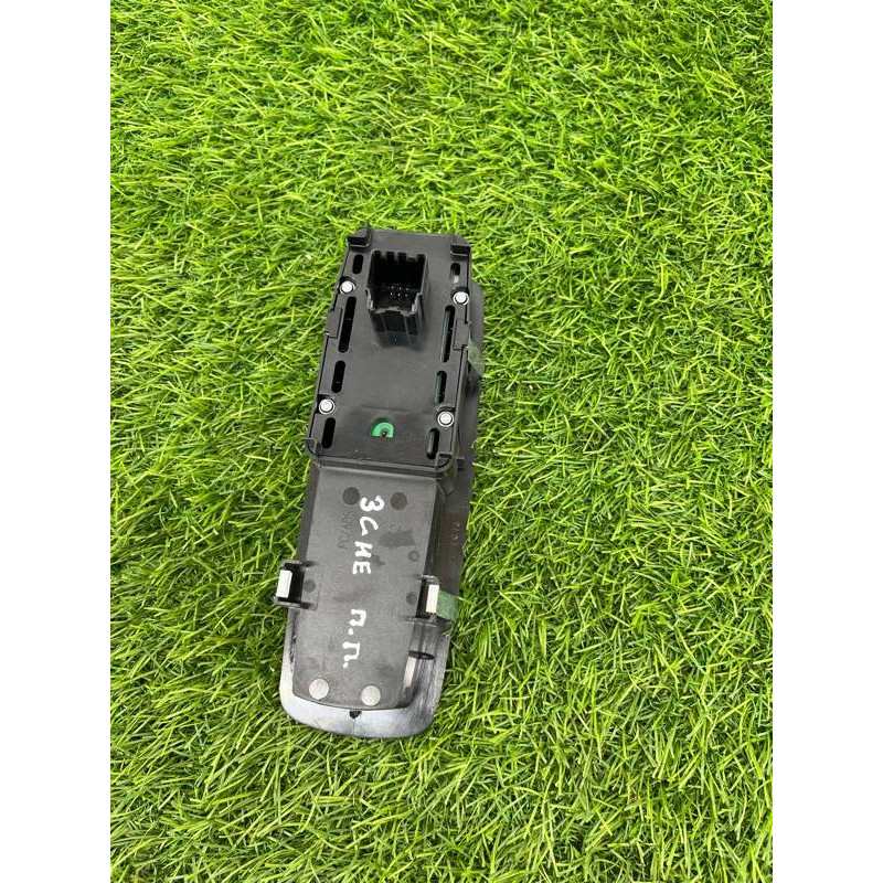 Кнопка стеклоподъемника (электрика / кнопки) Jeep Cherokee Trailhawk 2014 2.4 68141892aa