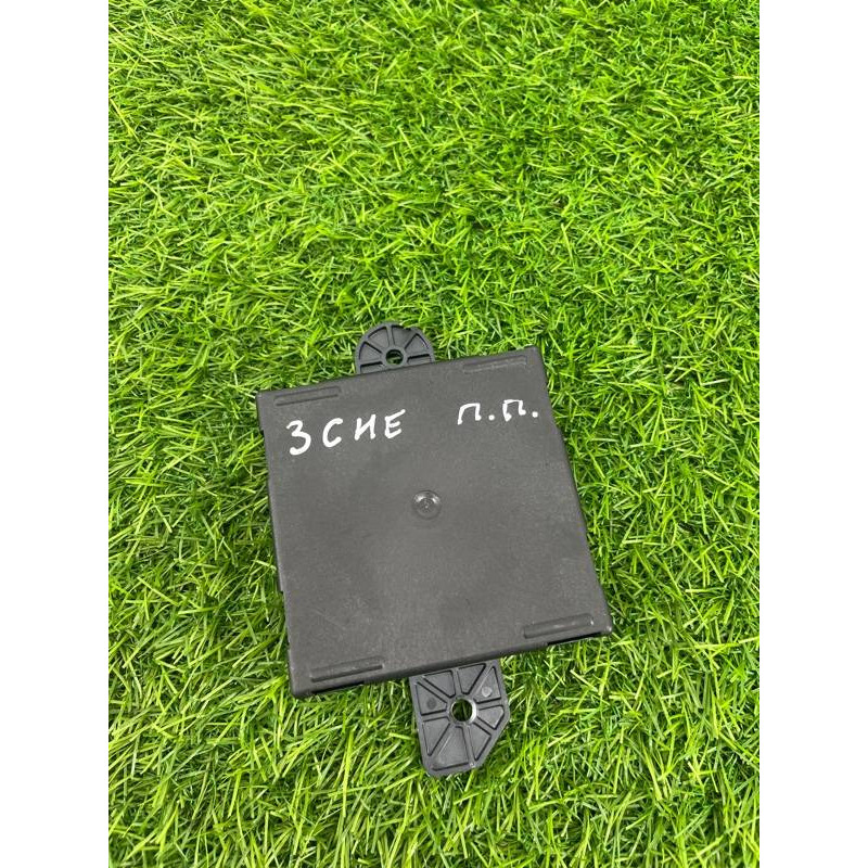 Блок управления дверьми (электрика / блок управления) Jeep Cherokee Trailhawk 2014 2.4 68111320ag