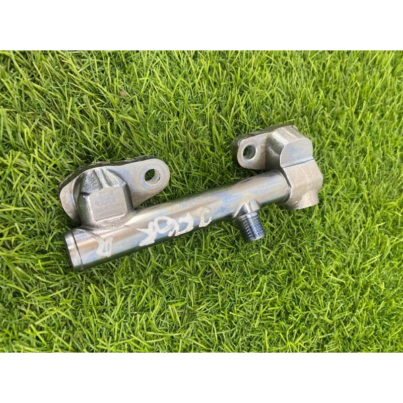 Топливная рампа (топливная система) Subaru Forester SK 2019 2.5 17522ab041