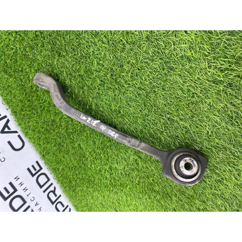 Рычаг подвески (подвеска) Mercedes-Benz E-class w212 2013 2.2 CDI A2123304000