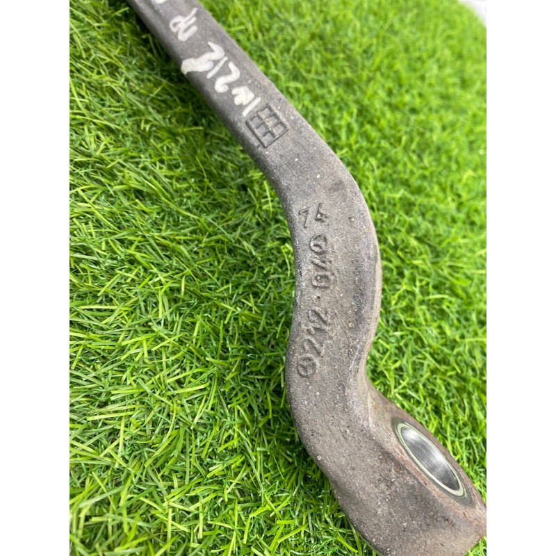 Рычаг подвески (подвеска) Mercedes-Benz E-class w212 2013 2.2 CDI A2123304000