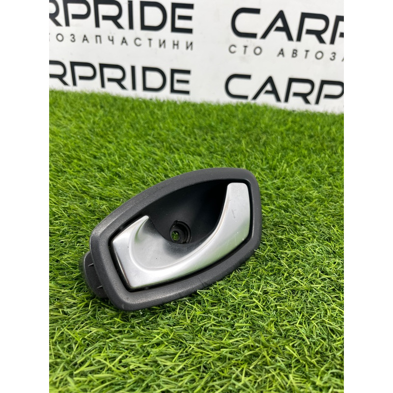 Ручка двери внутренняя (салон) Renault Megane 3 2011 1,5 dCi (K9K837) 826730001r