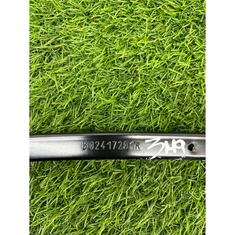 Направляющая стекла двери (кузов и элементы) Renault Megane 3 2011 1,5 dCi (K9K837) 802411025R