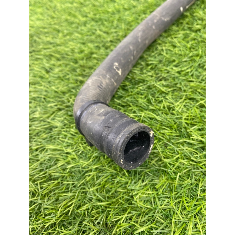 Патрубок (система охлаждения) Ford Ecosport B515 2018 1.0L gn118c351dd