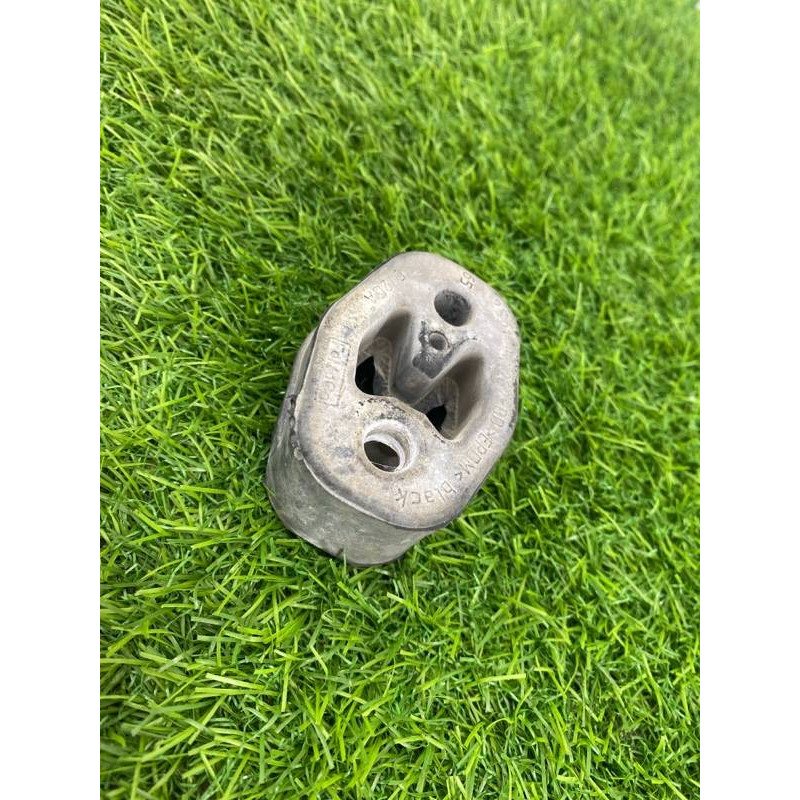 Кронштейн глушителя (выпускная система) Ford Ecosport B515 2018 1.0L BE8Z5A262A