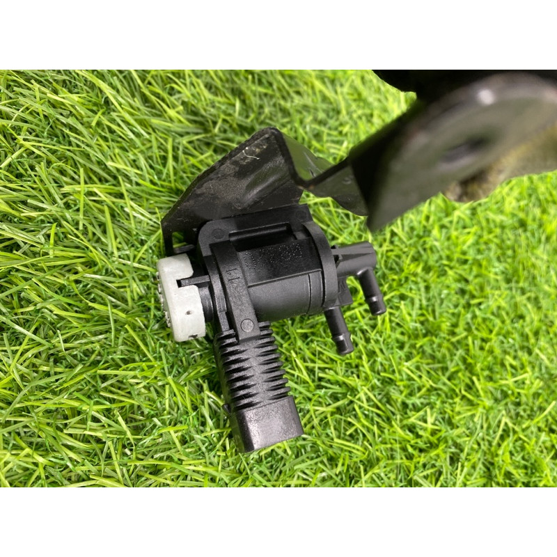 Вакуумный клапан (двигатель и элементы) Volkswagen Touareg NF 2013 3.0 TDI CRCA 1K0906283A