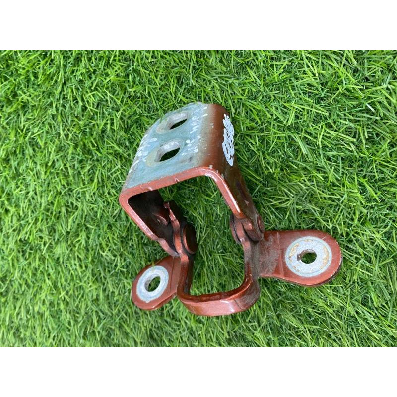 Петля двери (кузов и элементы) Dodge Journey SXT 2014 3.6 5067940AC