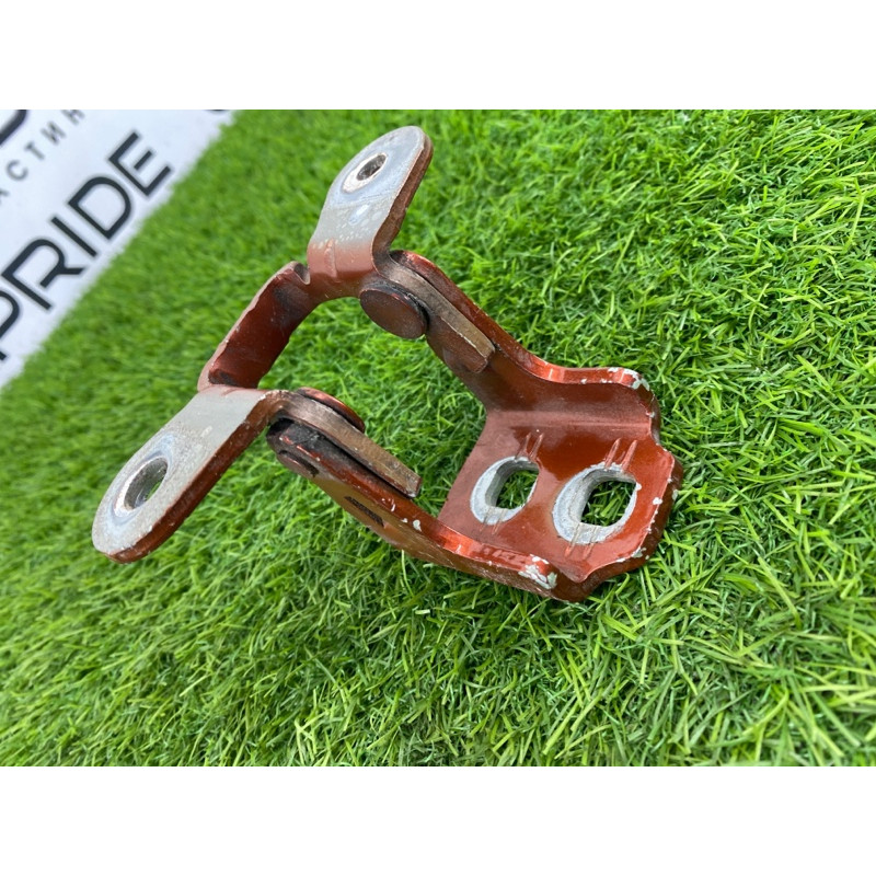 Петля двери (кузов и элементы) Dodge Journey SXT 2014 3.6 5067940AC