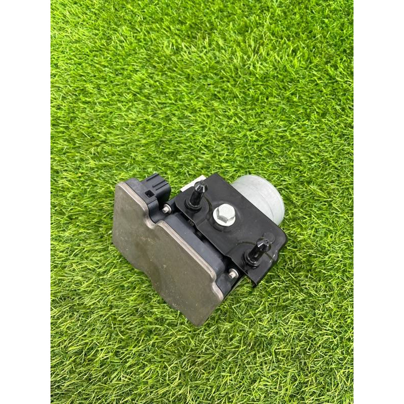 Блок abs (тормозная система) Subaru Forester SK 2019 2.5 27596SJ010