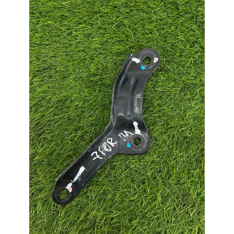 Крепление рулевой рейки (рулевое управление) Subaru Forester SK 2019 2.5 34166FL000