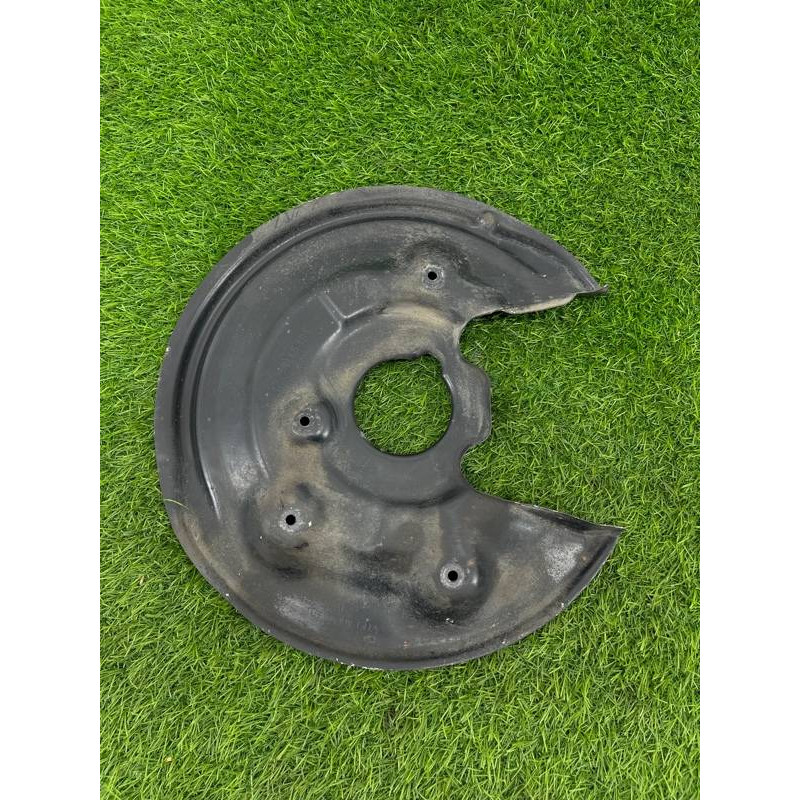 Пыльник тормозного диска (тормозная система) Volkswagen Tiguan 5N 2011 1.4 CAVA 5n0615611c