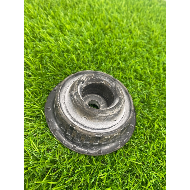 Опора стойки (подвеска) Volkswagen Touareg NF 2013 3.0 TDI CRCA 7P0412327B