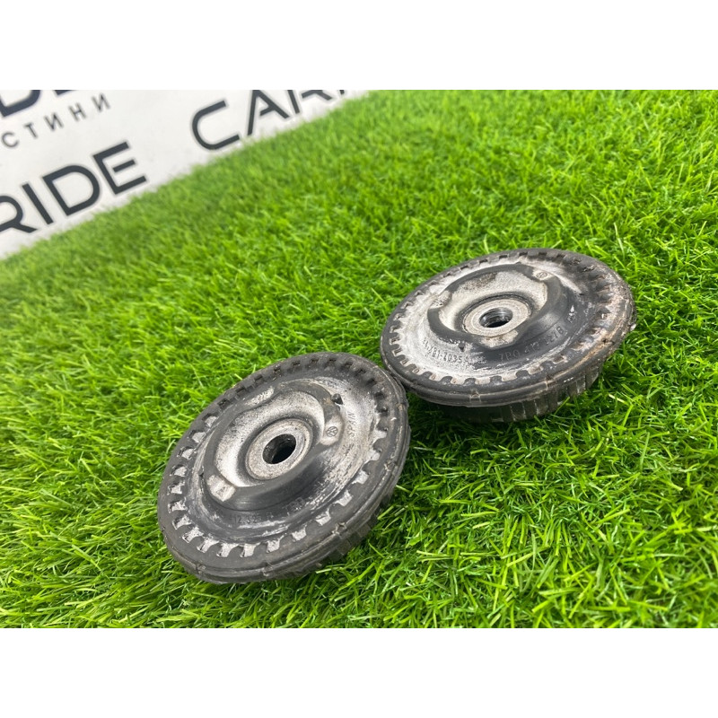 Опора стойки (подвеска) Volkswagen Touareg NF 2013 3.0 TDI CRCA 7P0412327B