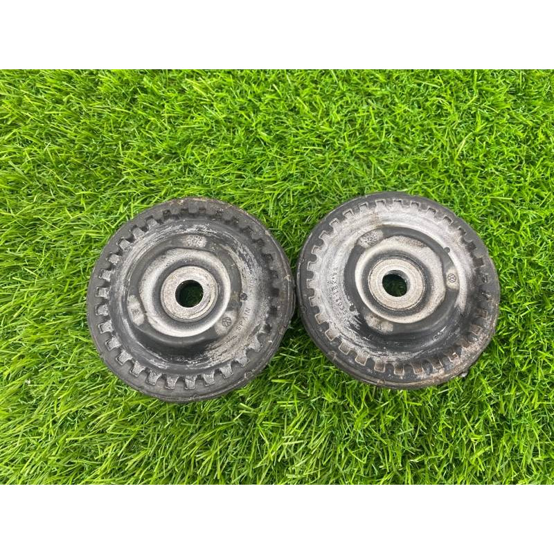 Опора стойки (подвеска) Volkswagen Touareg NF 2013 3.0 TDI CRCA 7P0412327B